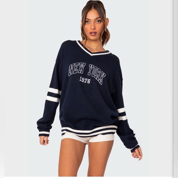 90S In New York Oversized Sweater NWT SIZE SMALL - Picture 9 of 9